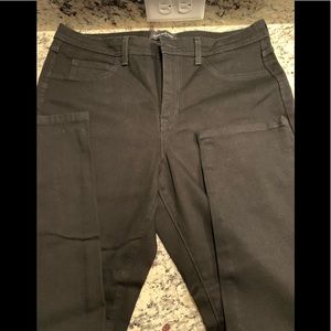 NWT Size 16 Jones on NY black stretch Jeans Mid /